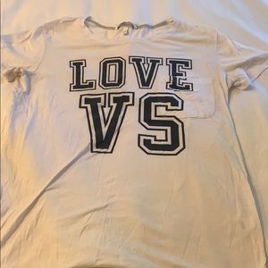 LOVE VS tee